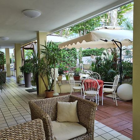 Hotel Beppe Rimini Eksteriør bilde