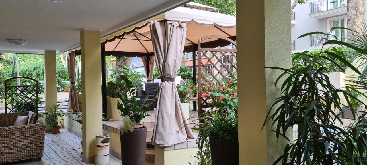 Hotel Beppe Rimini Eksteriør bilde