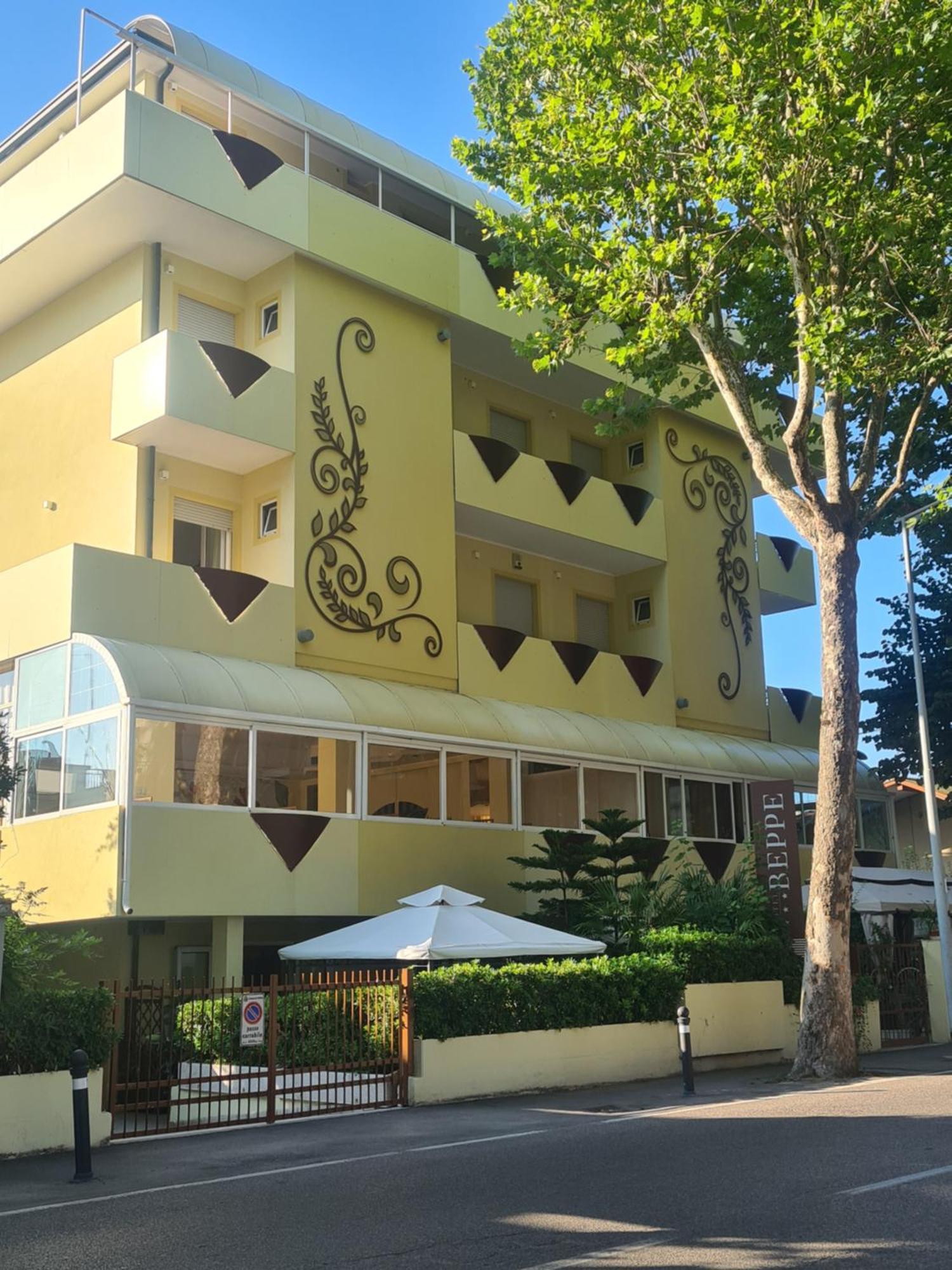 Hotel Beppe Rimini Eksteriør bilde