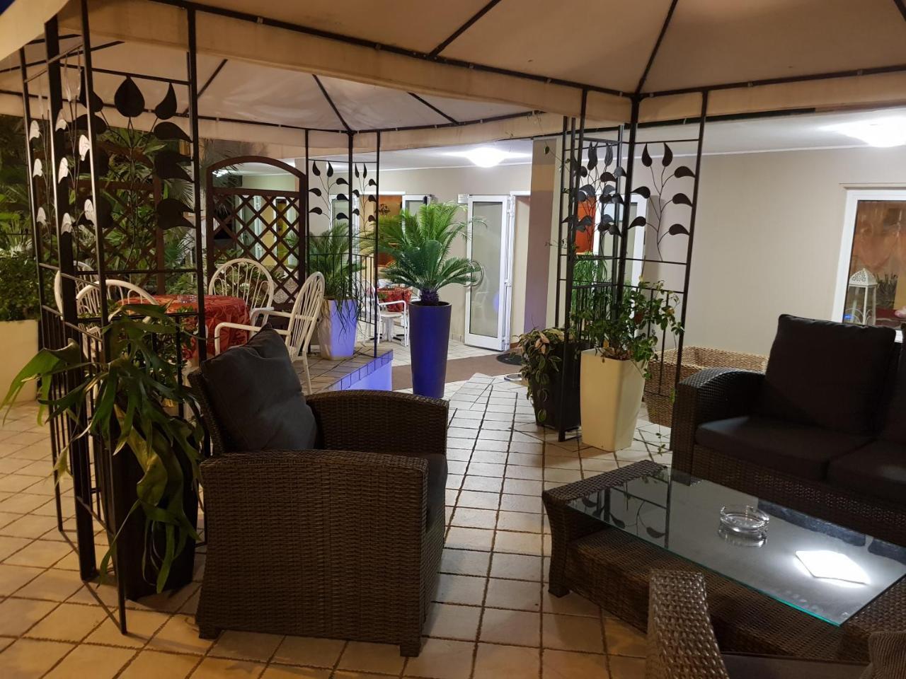 Hotel Beppe Rimini Eksteriør bilde