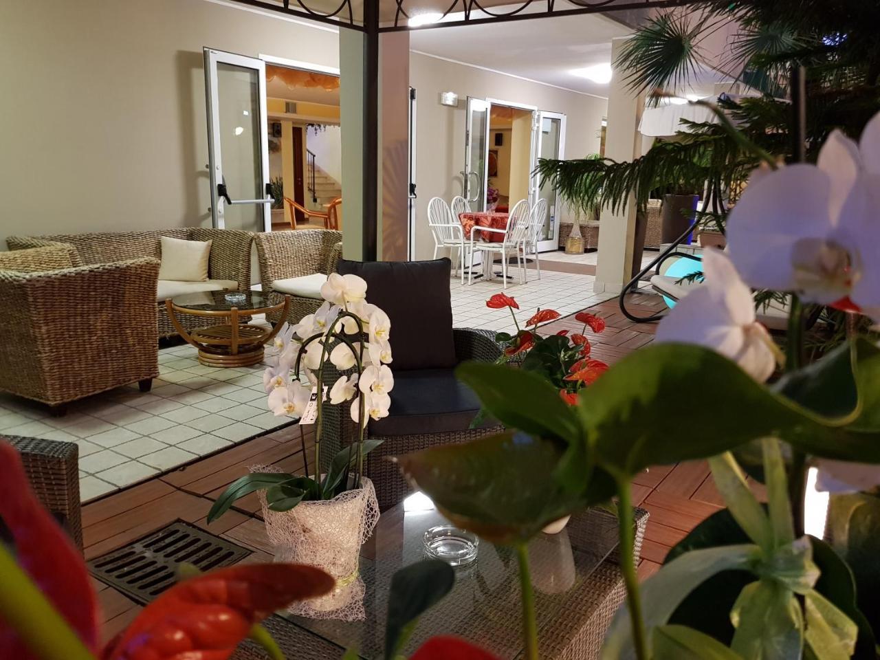 Hotel Beppe Rimini Eksteriør bilde