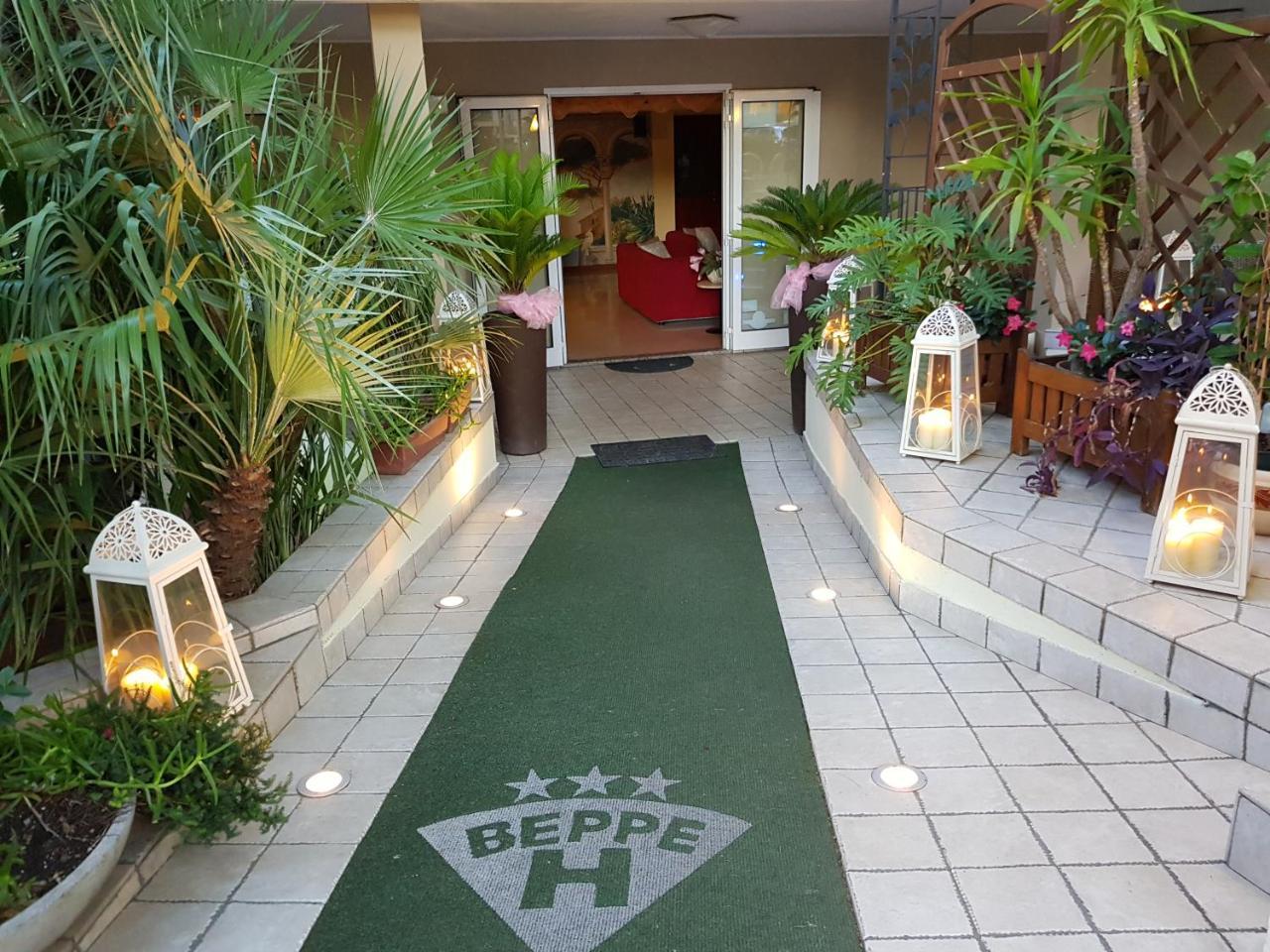 Hotel Beppe Rimini Eksteriør bilde