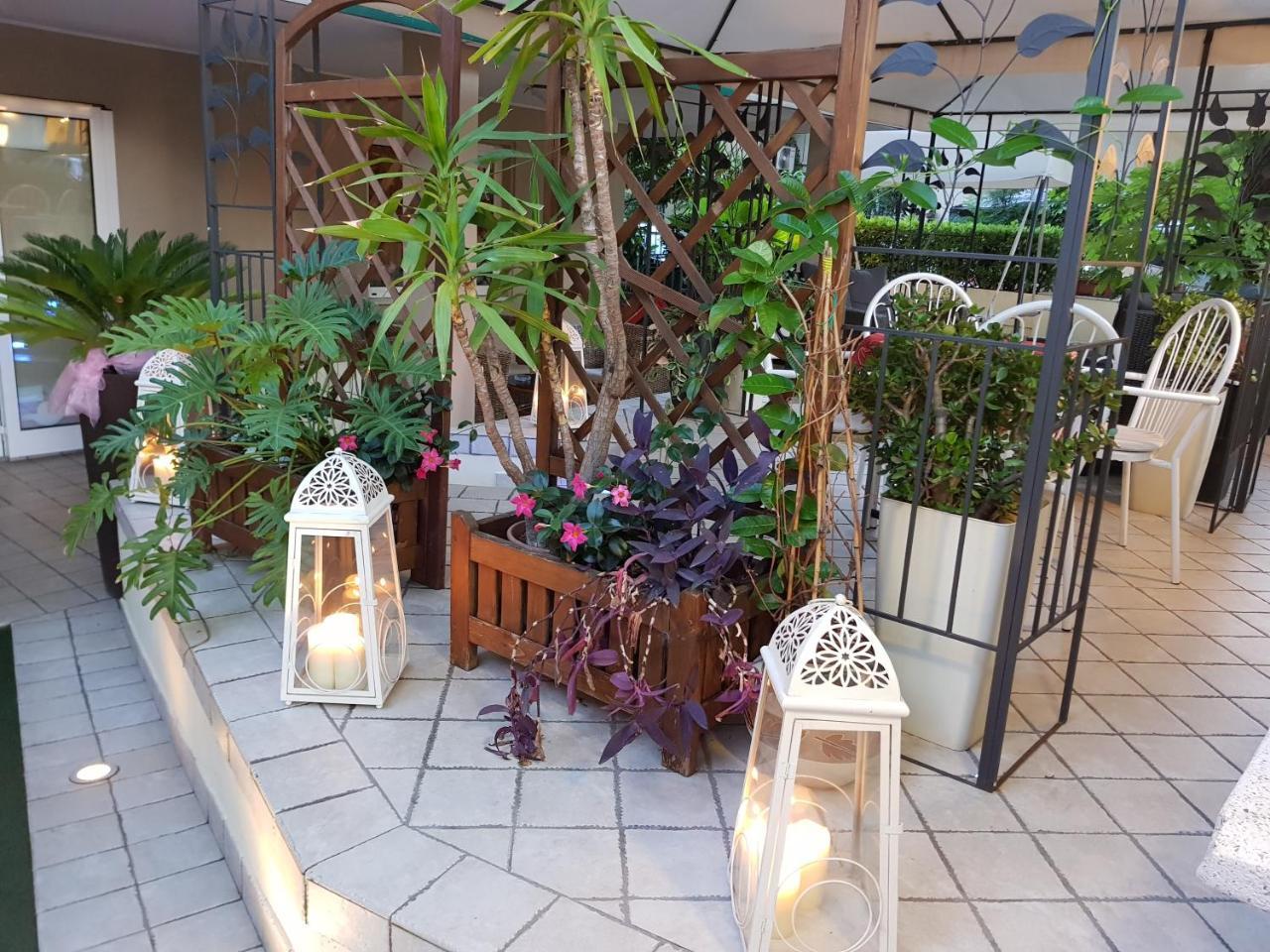 Hotel Beppe Rimini Eksteriør bilde